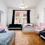 Victory Deluxe Suite